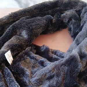 Luxurious Faux Fur Scarf